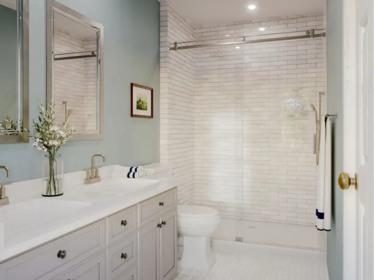 T2210-Townhome-Interior-Primary-Bath-F