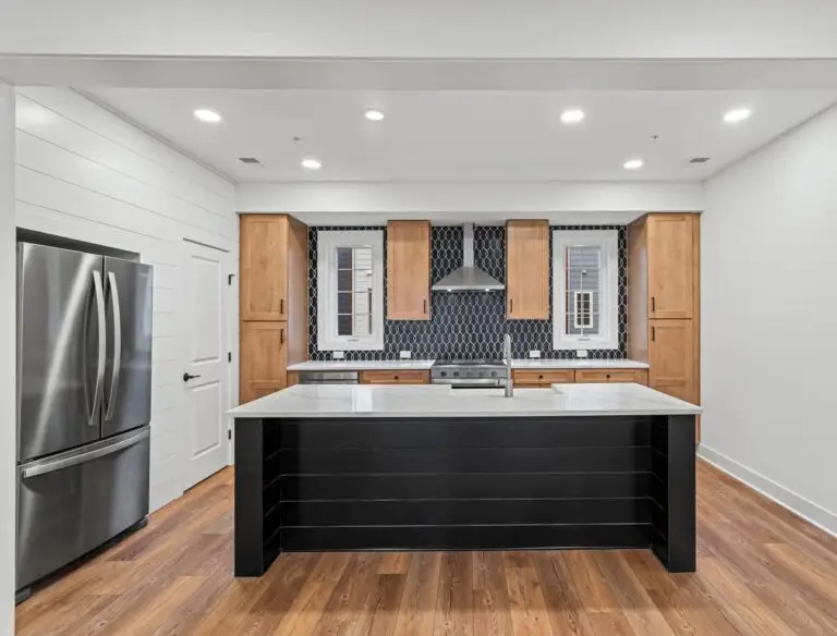 403 Ramsgate Rd-T2010 48221-27 copy