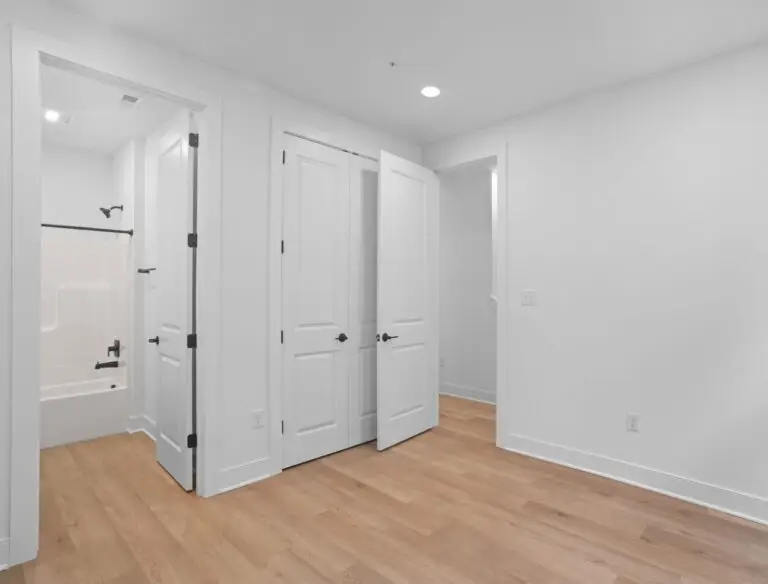 207 Oliver Way - T2010 48.32.3 -12