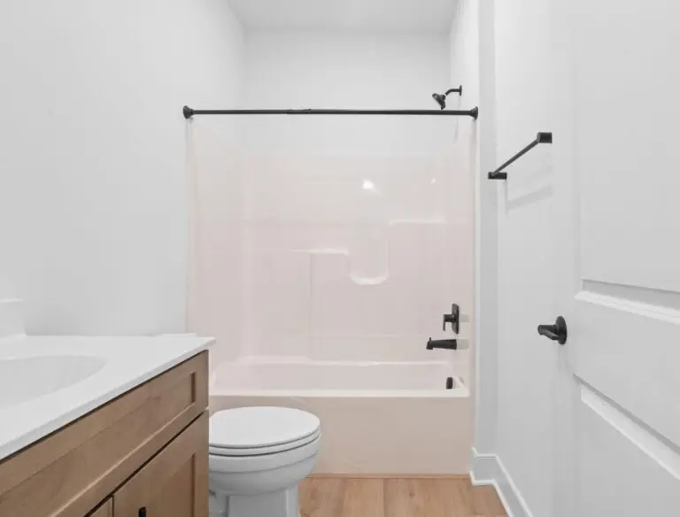 207 Oliver Way - T2010 48.32.3 -14