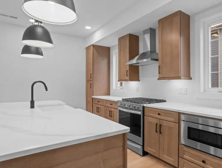 207 Oliver Way - T2010 48.32.3 -24