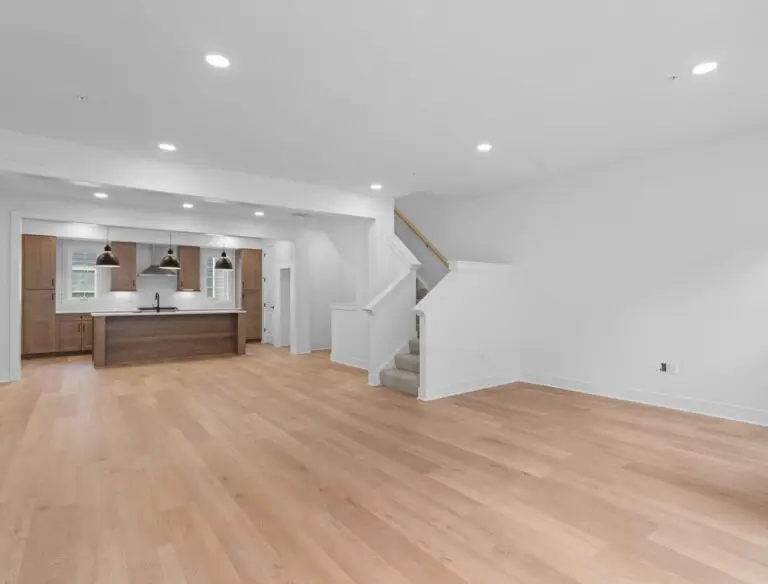 207 Oliver Way - T2010 48.32.3 -31