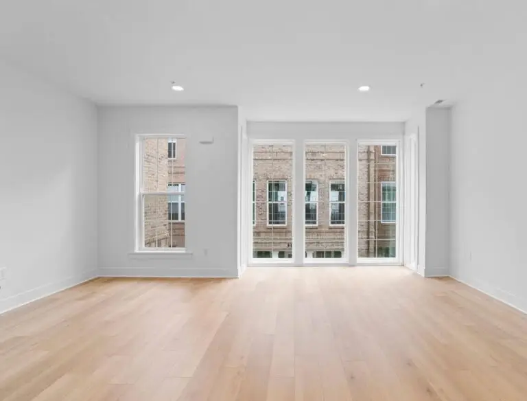 207 Oliver Way - T2010 48.32.3 -33