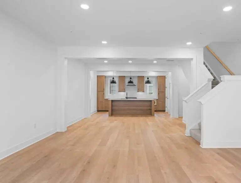 207 Oliver Way - T2010 48.32.3 -39