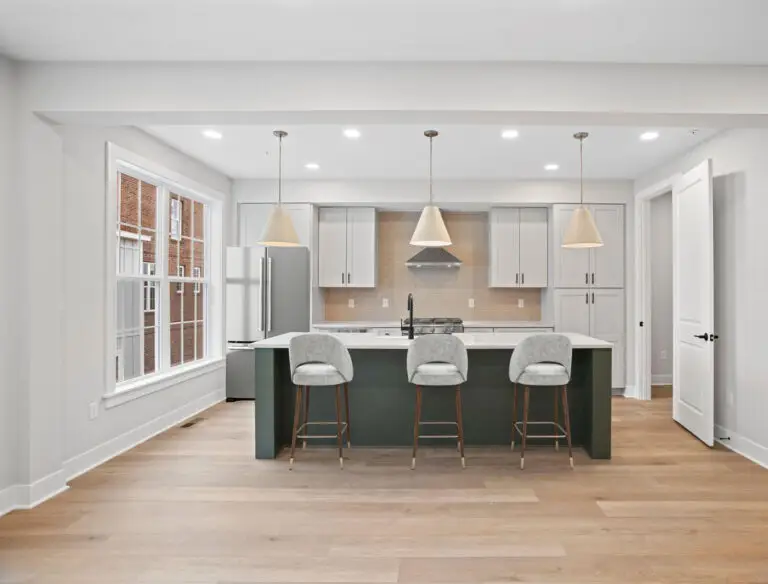 212olliverwayt221040.32.1.e01