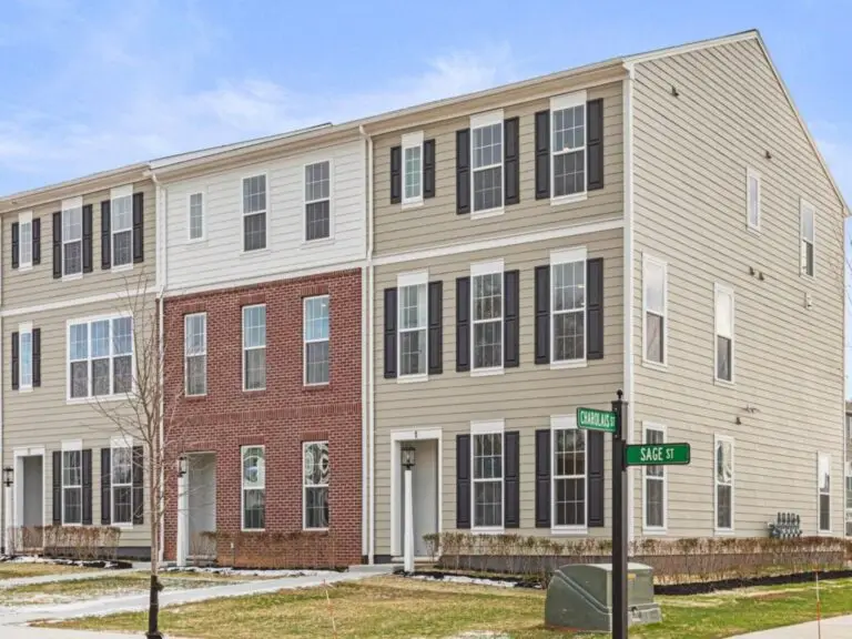 1 Sage ST - T2210-40121E -01