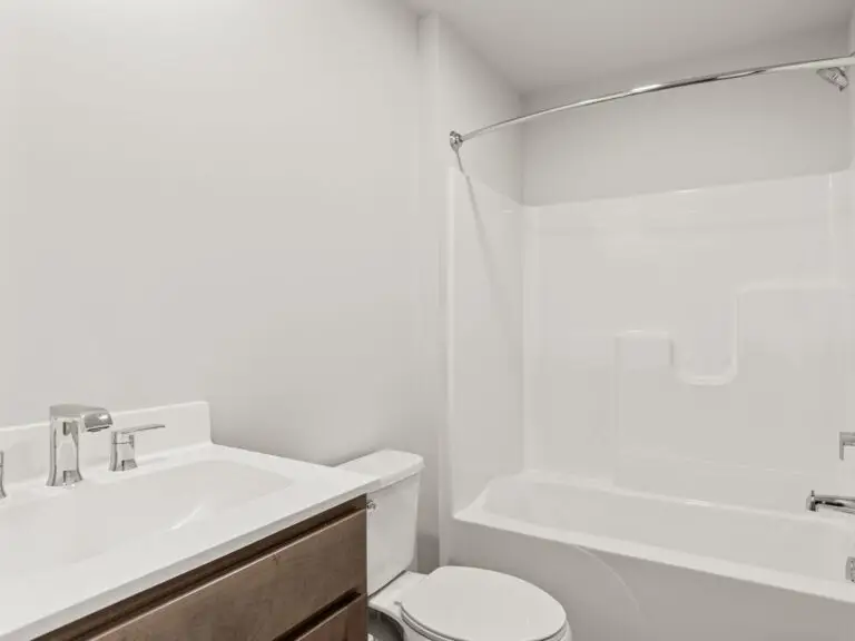 22-web-or-mls-ListRight Media (22 of 26)