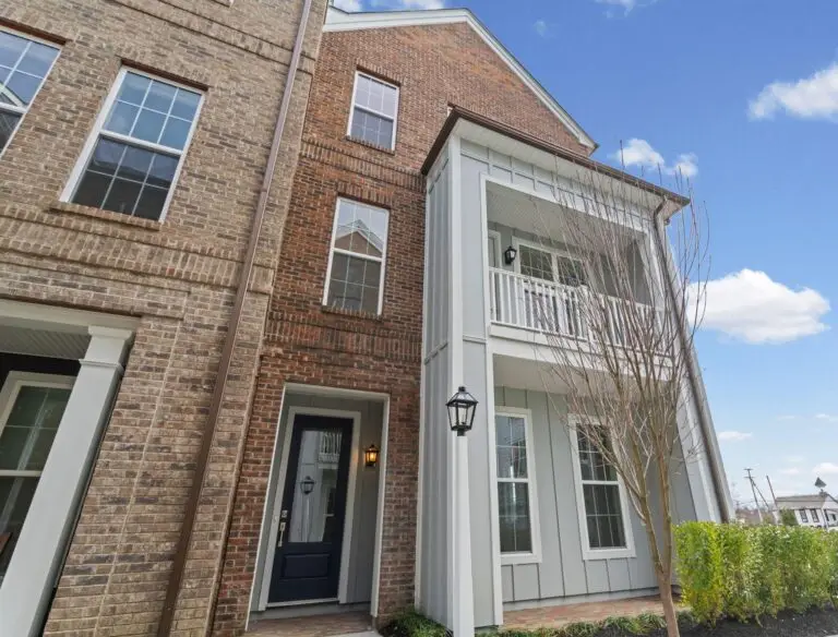 308 Frederick Way-T2230-44321C-01