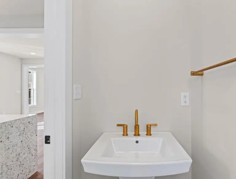 308 Frederick Way-T2230-44321C-26