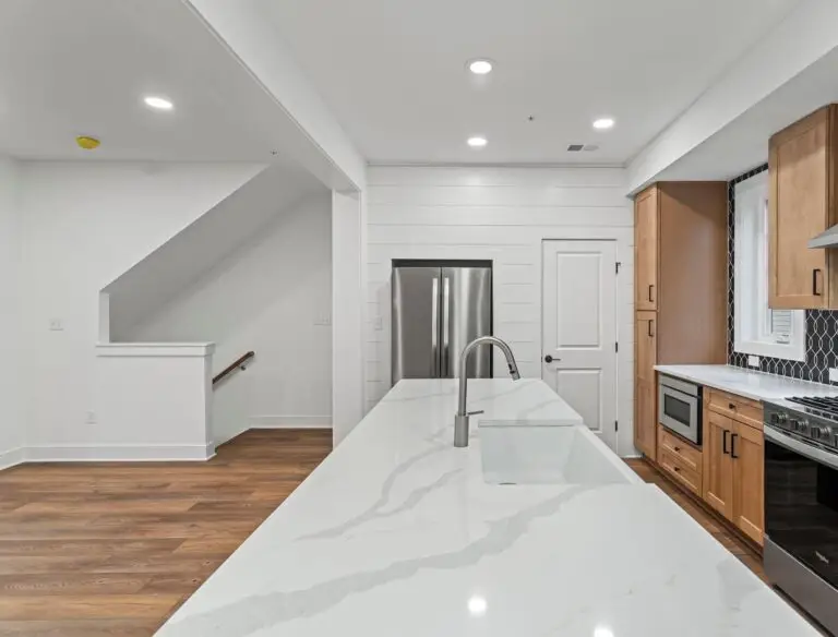 403 Ramsgate Rd-T2010 48221-33