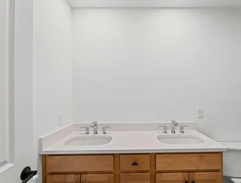 403 Ramsgate Rd-T2010 48221-65