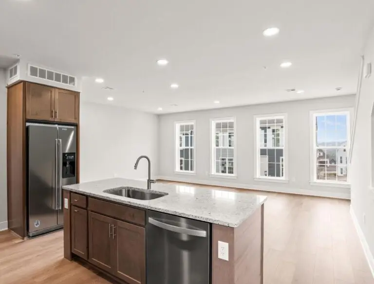 4112 Leroy Drive - T2620 32.22.1 -04