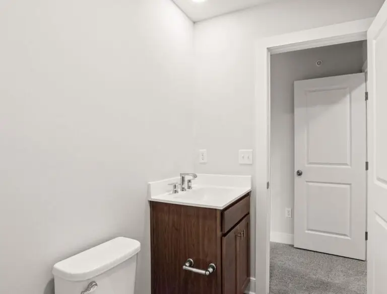 4112 Leroy Drive - T2620 32.22.1 -21