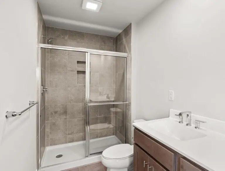 4112 Leroy Drive - T2620 32.22.1 -27