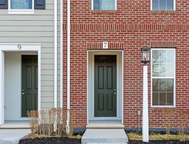 GR_TH_7 Sage St_T2210 40 22 1_03_2601