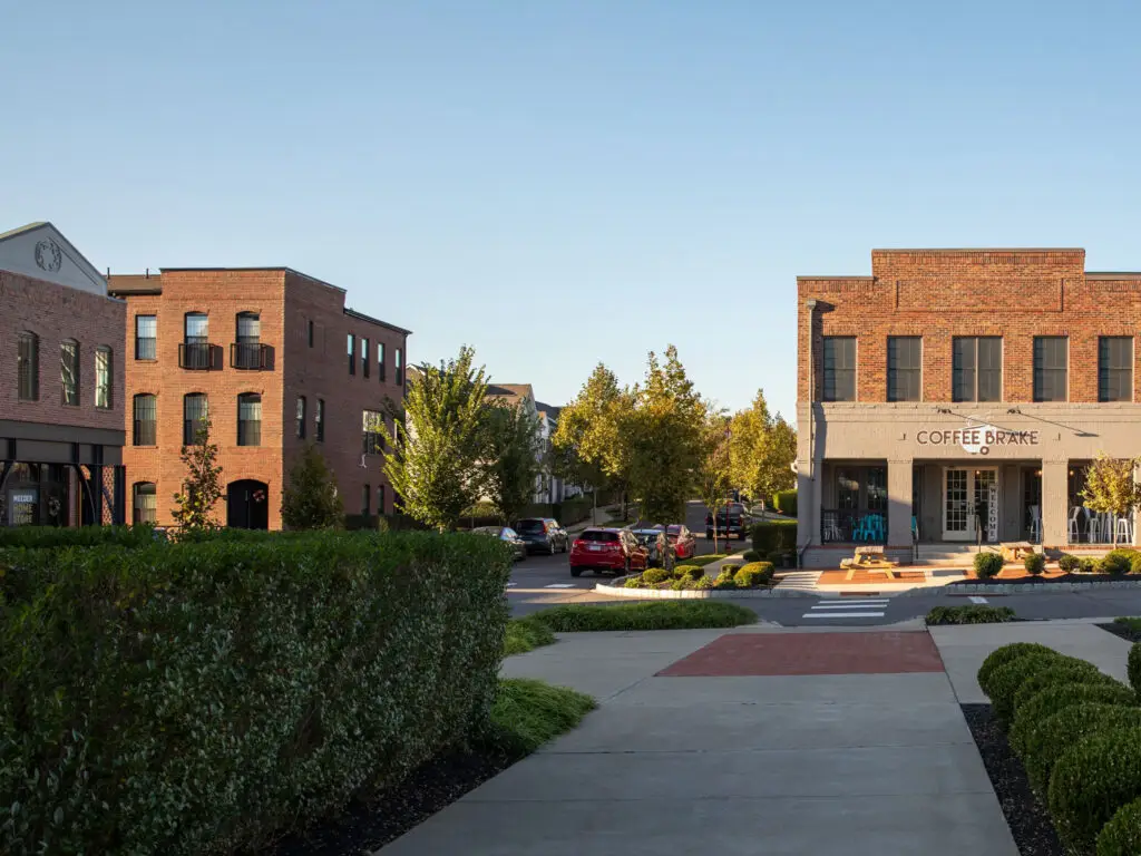 MD_HERO_ARCH_crossroads_coffee_2509_4x3