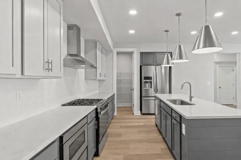 1 Charolias St-Kitchen 3