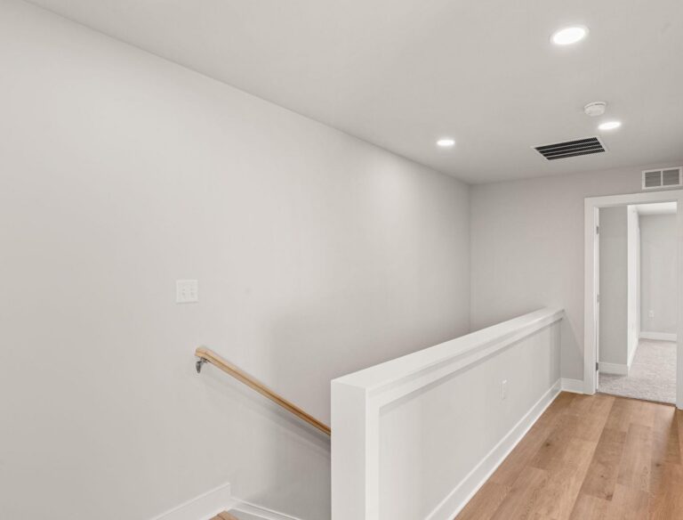 1129 Collina Ln-T2010 48-31-1-21–2603