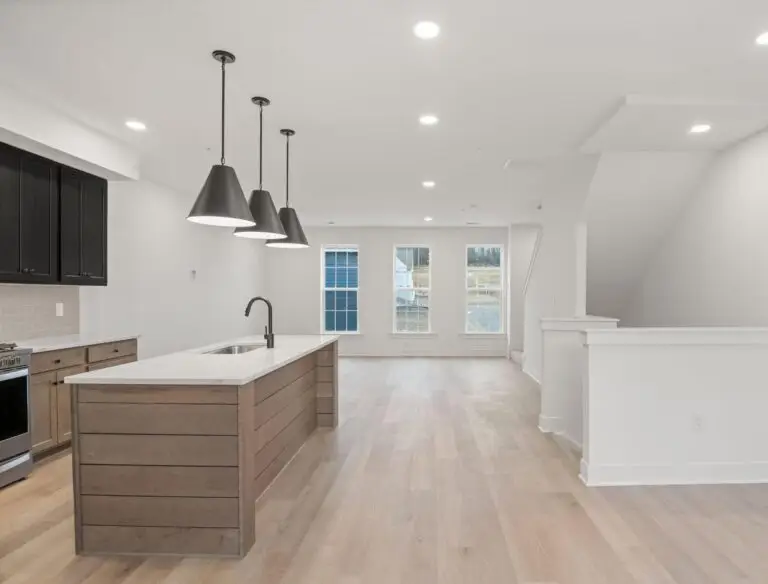 325 Palisade Way-T2250 36-12-1-15–2603