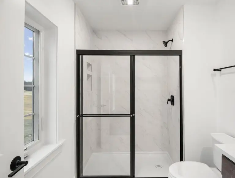 325 Palisade Way-T2250 36-12-1-57–2603