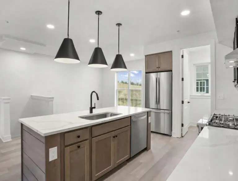 325 Palisade Way-T2250 36-12-1-59–2603