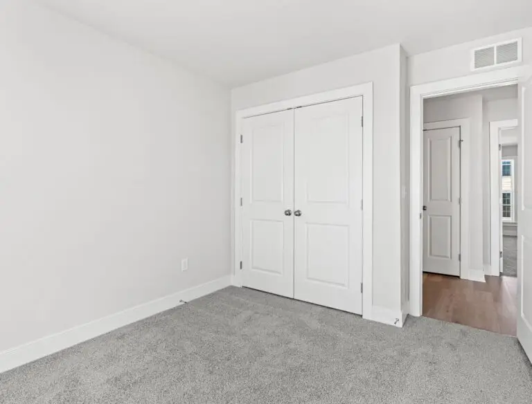 4015 Leroy Dr-T2250 42-12-1E-20–2603