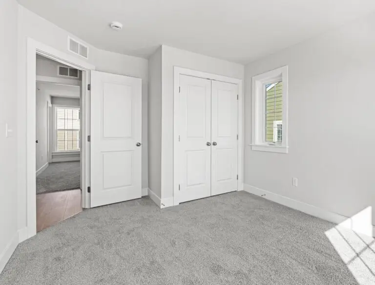 4015 Leroy Dr-T2250 42-12-1E-22–2603