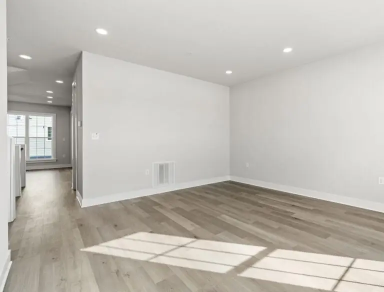 8 Silo St-T2210-40-12-1-22–2603