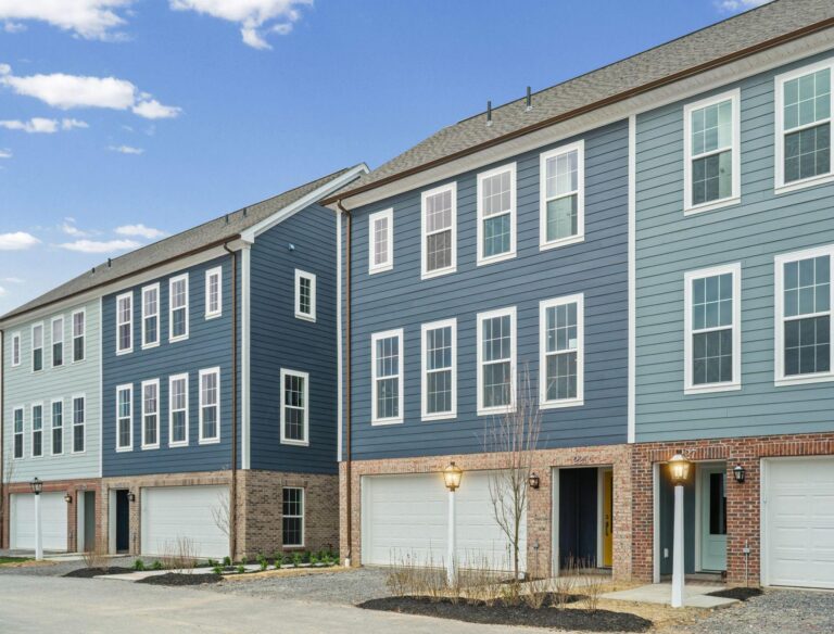 225 Oliver Way-T2622 32-22-2E-04–2604