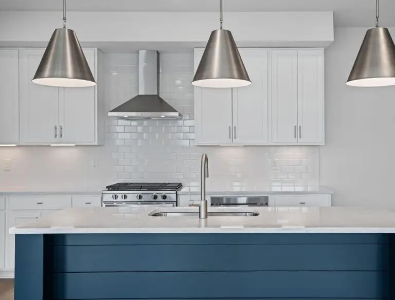 225 Oliver Way-T2622 32-22-2E-17–2604