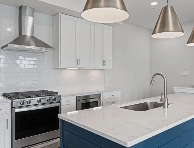 225 Oliver Way-T2622 32-22-2E-22–2604