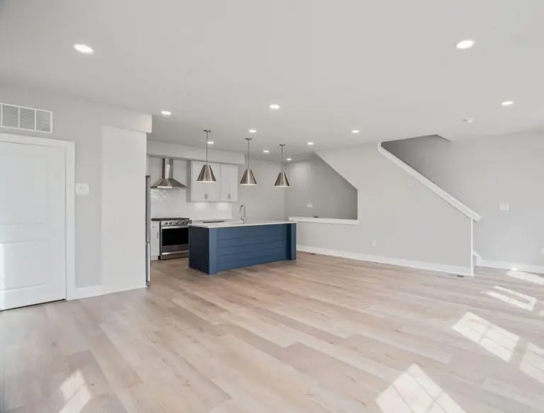 225 Oliver Way-T2622 32-22-2E-24–2604