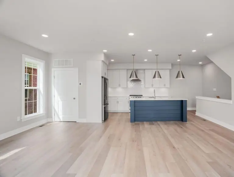 225 Oliver Way-T2622 32-22-2E-25–2604