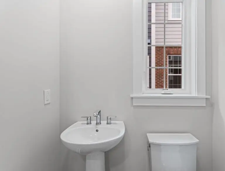 225 Oliver Way-T2622 32-22-2E-28–2604