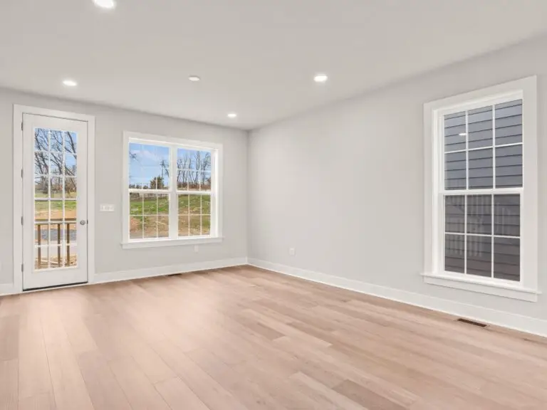 3107 Overlook Dr-Bromley 30-12–2604