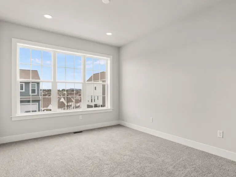 3107 Overlook Dr-Bromley 30-22–2604