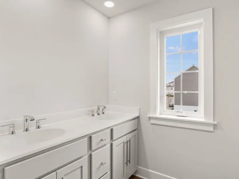3107 Overlook Dr-Bromley 30-29–2604
