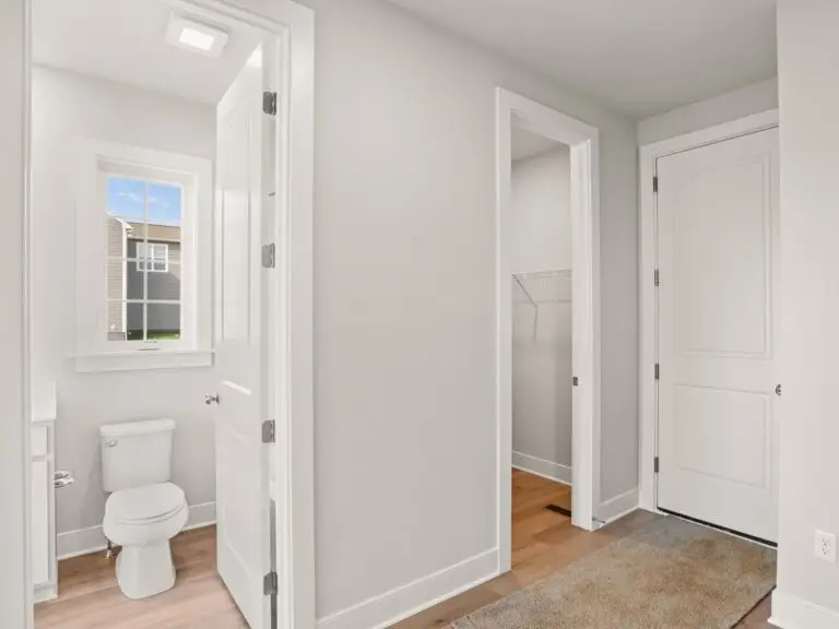 3107 Overlook Dr-Bromley 30-39–2604