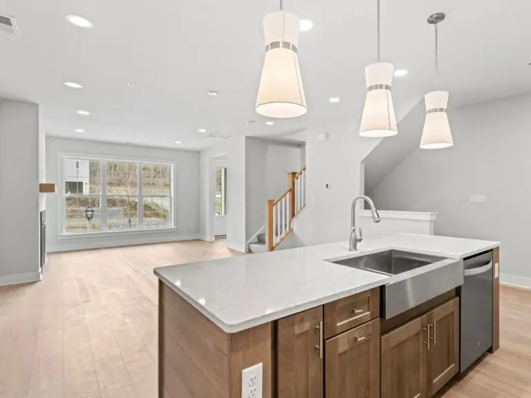 4026 Cottage Way-T2021 52-32-1-24–2604