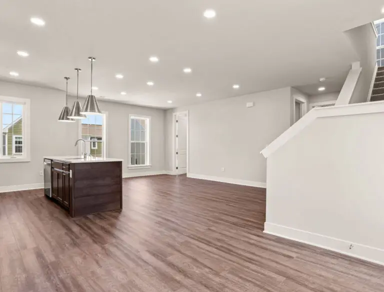 3119 Overlook Dr-Helston 30-07