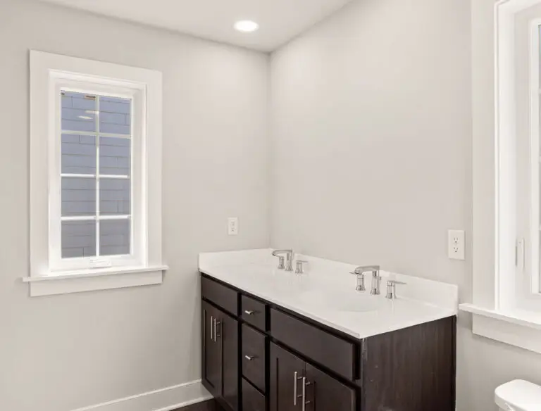 3119 Overlook Dr-Helston 30-23