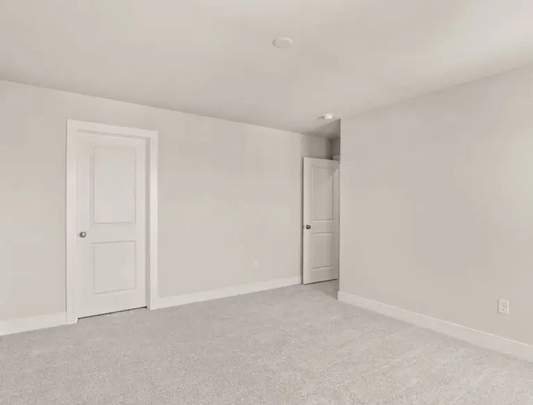 3119 Overlook Dr-Helston 30-29