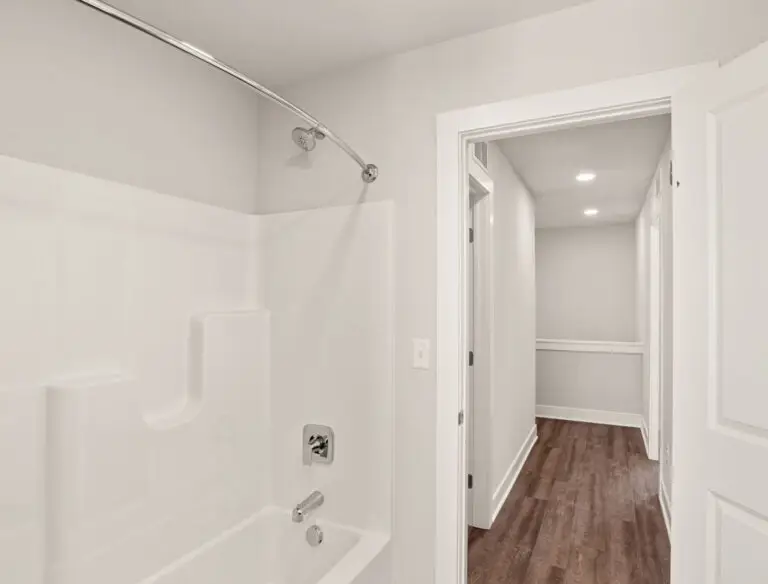 3119 Overlook Dr-Helston 30-31