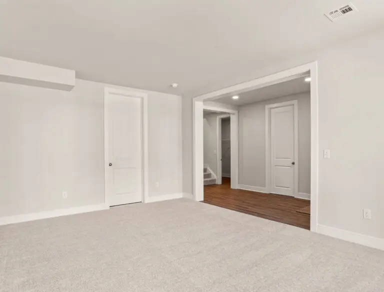 3119 Overlook Dr-Helston 30-42