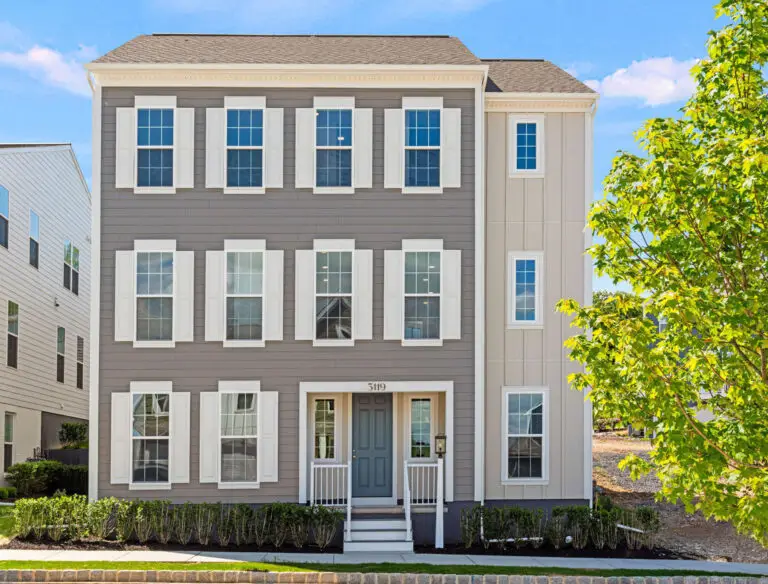 3119 Overlook Dr-Helston 30-43