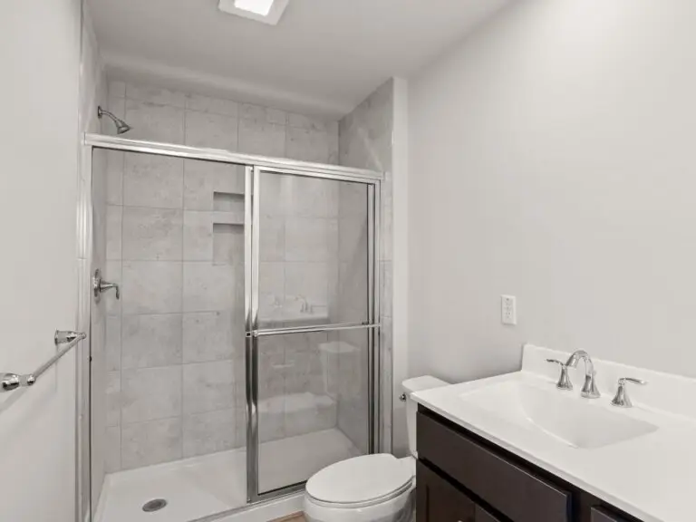 7 Ann St-T2010 40 12 1E-18–2605