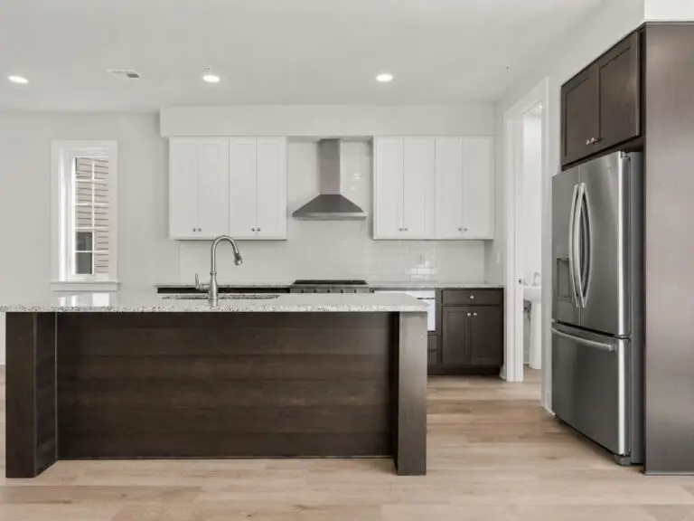 4127 Ridgeview Ave-T2250 42 12 1E-0B