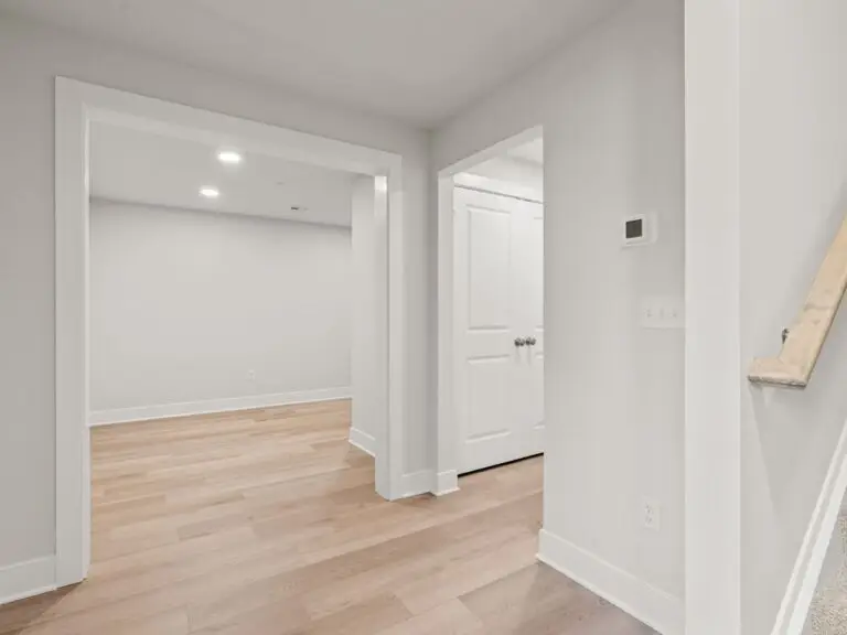 4127 Ridgeview Ave-T2250 42 12 1E-20