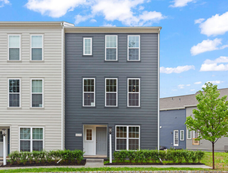 1119 James St-T2251 36 12 1E-00
