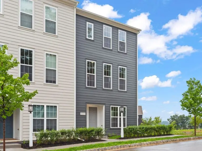 1119 James St-T2251 36 12 1E-01